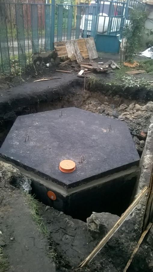 montazh septika 2600 litrov 2